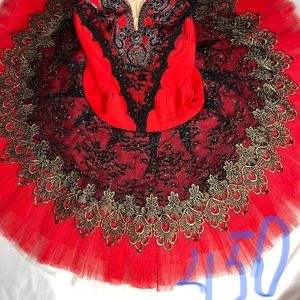 Selling my hand made tutus. 600$ for each. Sizes S-M